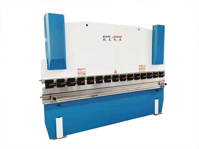 1650224658992354.jpg 普通液壓板料折彎機WF67Y-100T3200.jpg